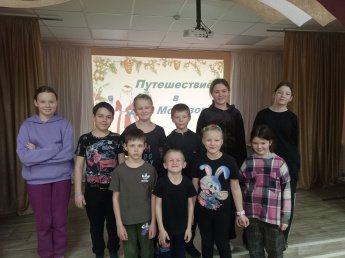 развлекательная программа «Путешествие в Дед Морозовку